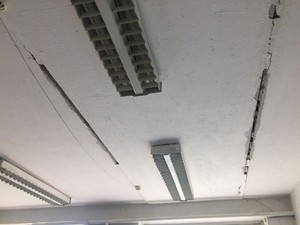 Треснувший потолок