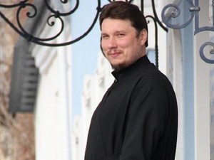 Священник Вадим Санин
