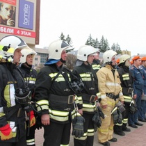 Пожарные учения в ТЦ "Пушкинский" Курска