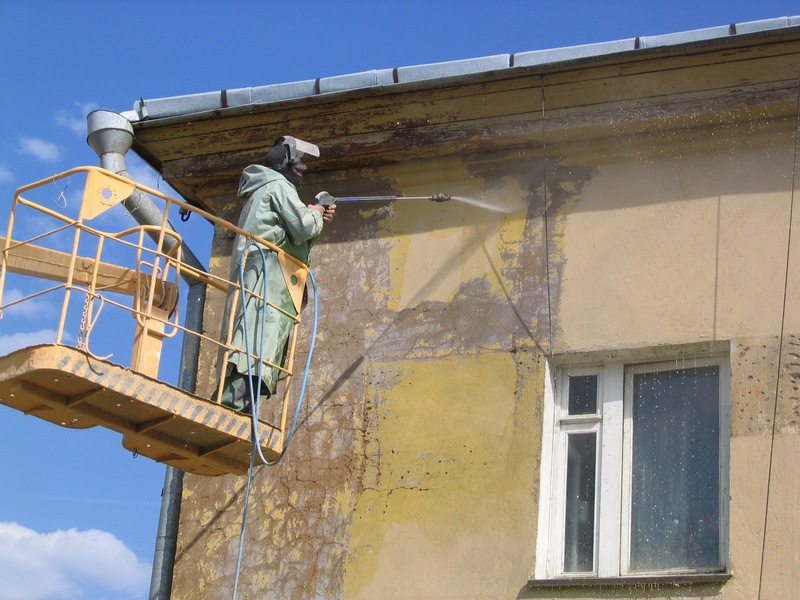 В Курской области капитально отремонтируют 273 дома