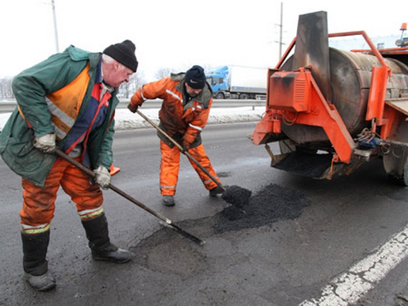 В Курске уже начался ремонт автодорог