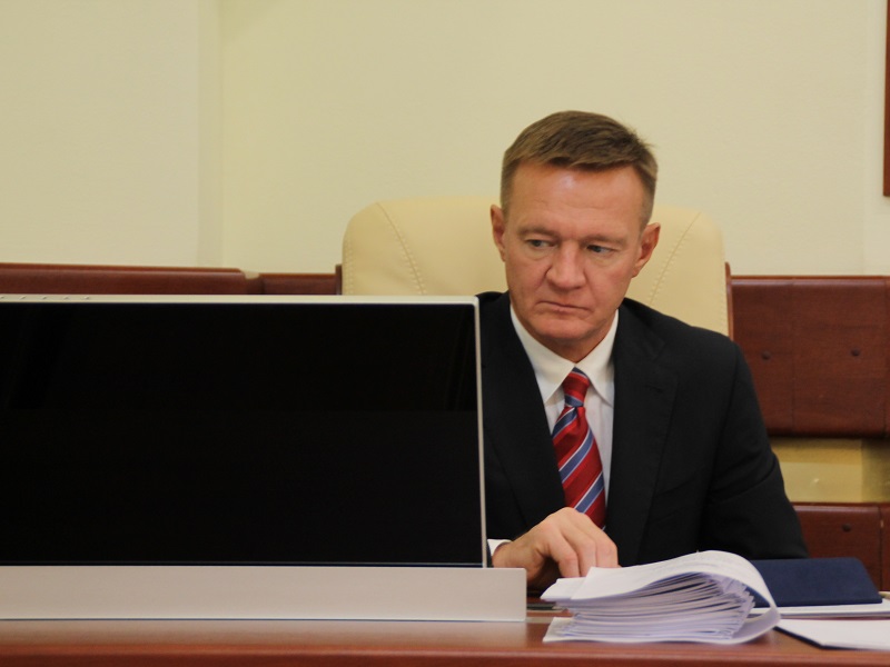 Врио губернатора Курской области вошел в десятку глав регионов с высоким уровнем доверия
