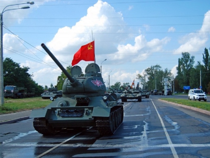 Дорогу после танков восстановят