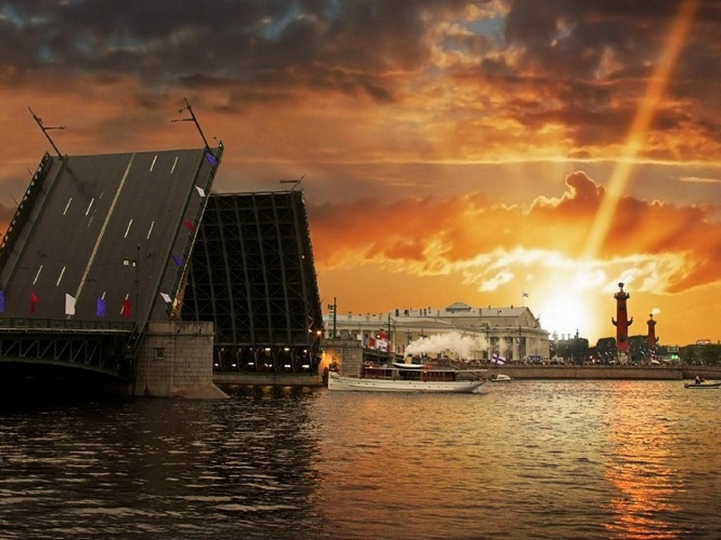 Чем интересен Санкт-Петербург
