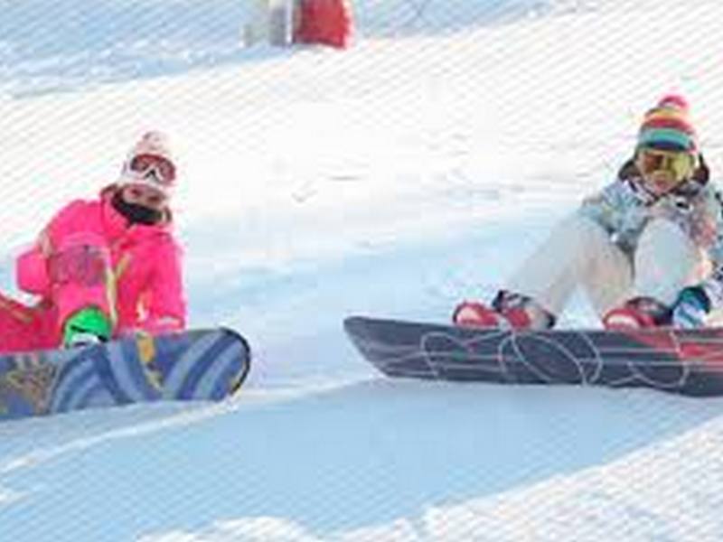 Прокат лыж и сноубордов в Красной Поляне: популярность услуги