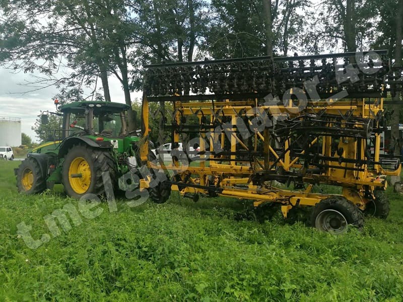 В Курской области подорвался трактор