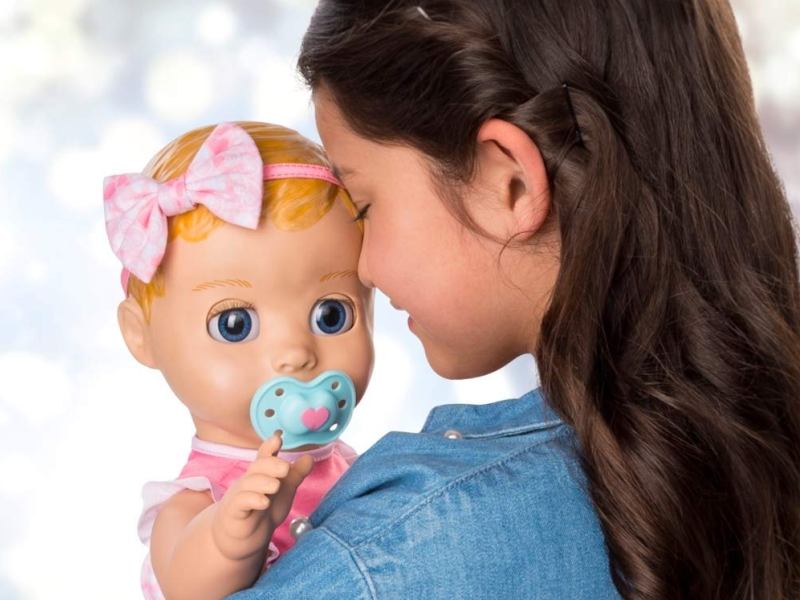 Роль куклы в жизни маленького человечка