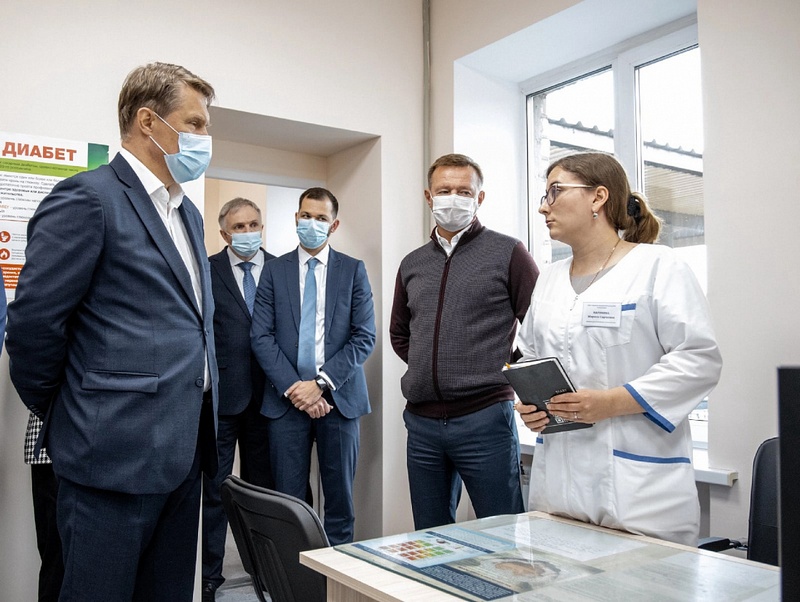 Курскую область посетил министр здравоохранения