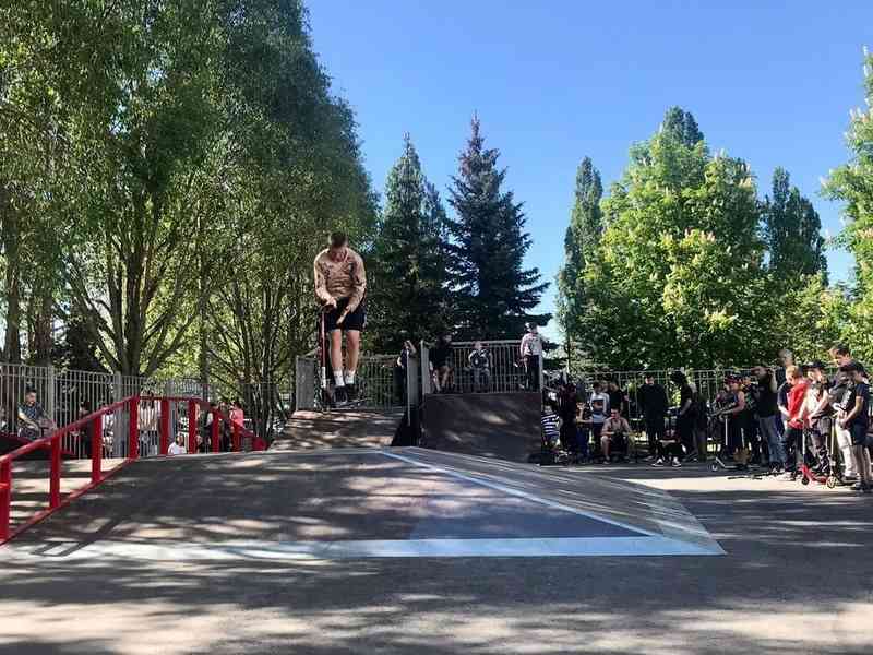 В Курске открылся новый скейт-парк