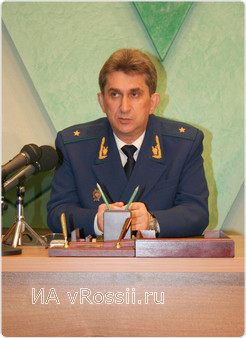 Прокуратуру Курской области Юрий Емельянов возглавлял с ноября 2006 года.